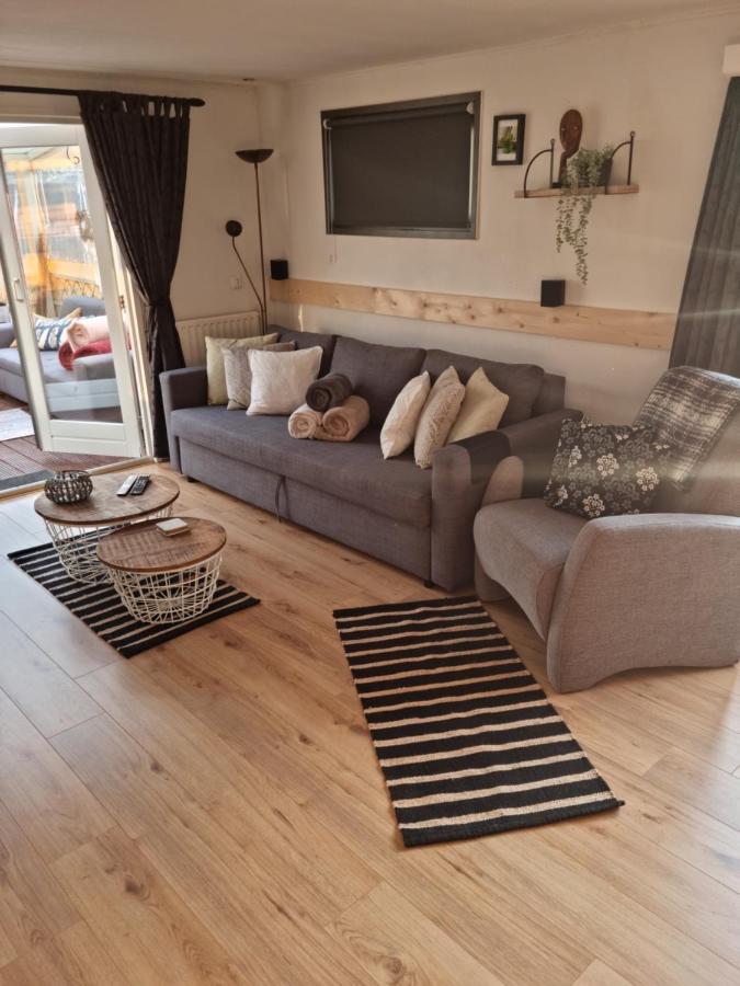 Chalet Harmony Prive Wellness Putten Εξωτερικό φωτογραφία