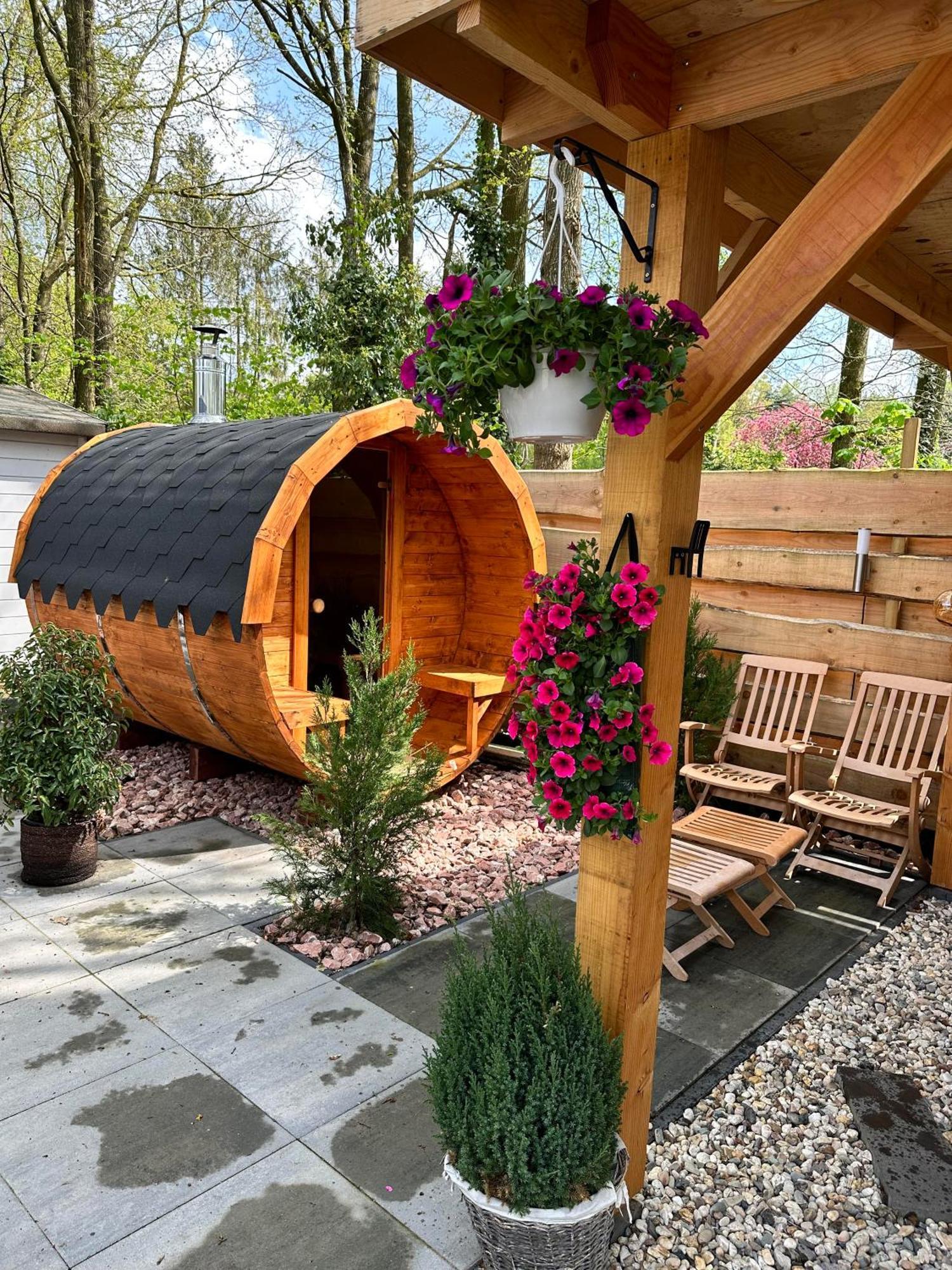 Chalet Harmony Prive Wellness Putten Δωμάτιο φωτογραφία